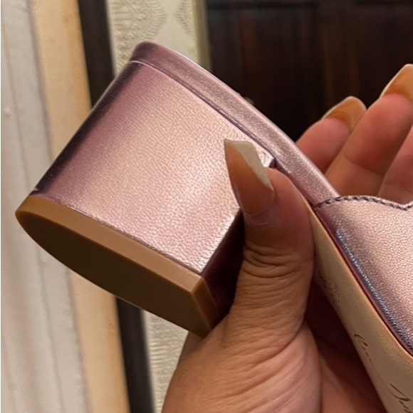 ISA TAPIA CHIQUI METALLIC PINK LEATHER - Picture 7 of 12